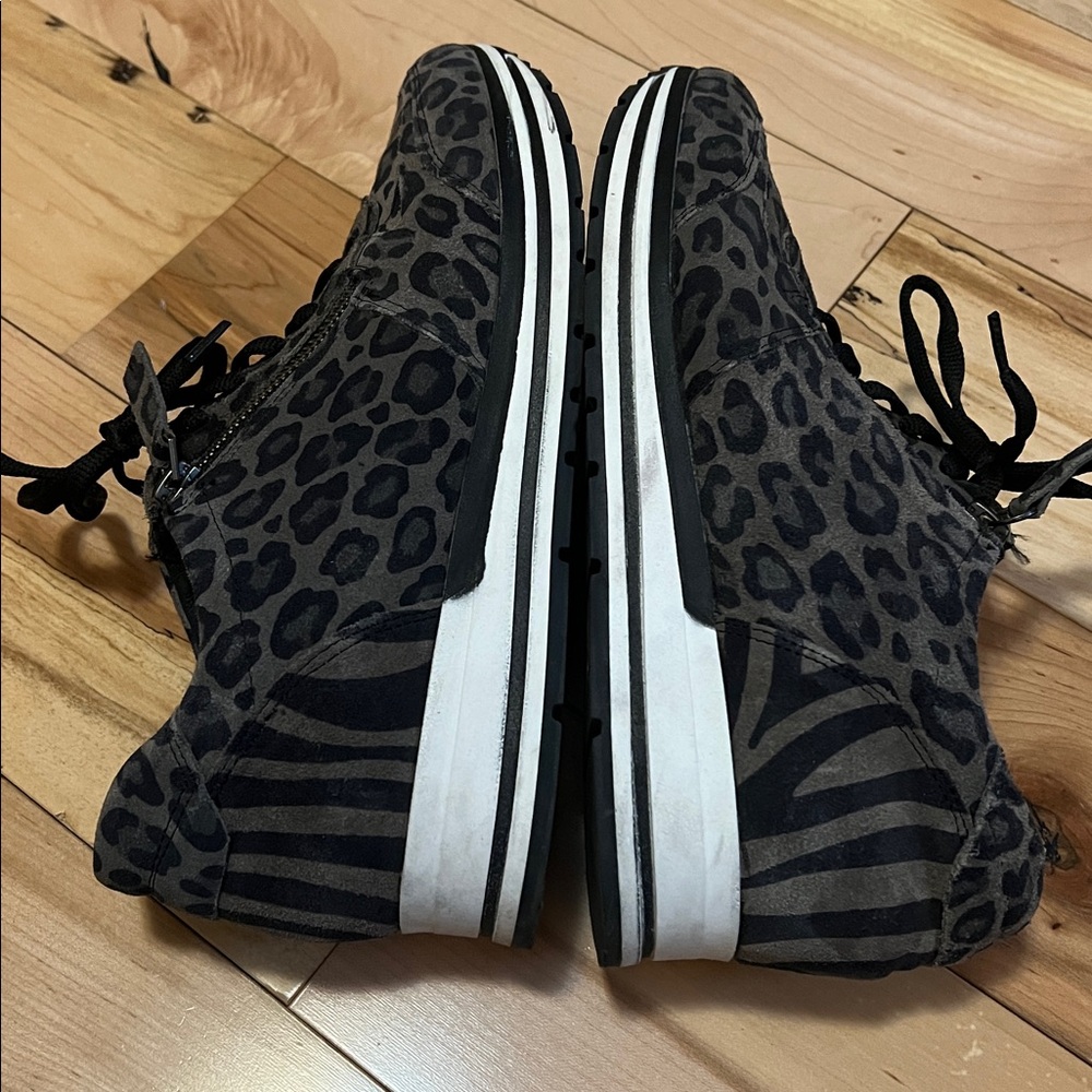 Manfield Suede Leopard Print Sneakers - Picture 11 of 16